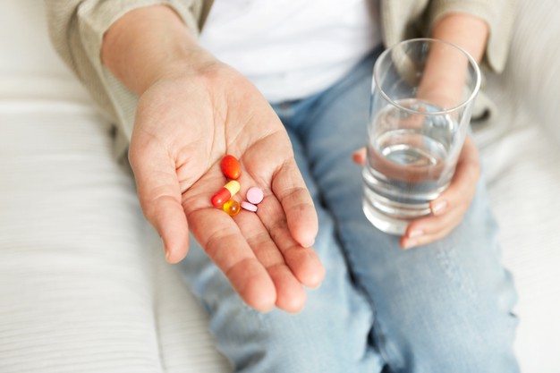 WHAT YOU SHOULD KNOW ABOUT ANTIBIOTIC OVERUSE
